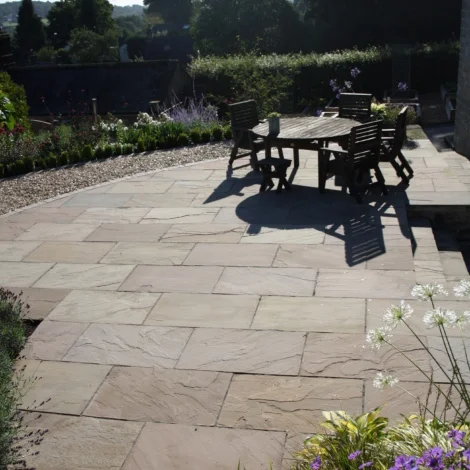 Soft gray and earthy tone pavers from Lakeland Classicstone, perfect for creating beautiful and inviting outdoor patios.