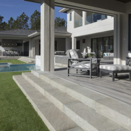 Tnah Legacy Step tread promenade