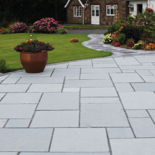 Steel Blue provides stunning limestone stone pavers, ideal for creating a beautiful and durable patio or pool deck to enhance your outdoor space.